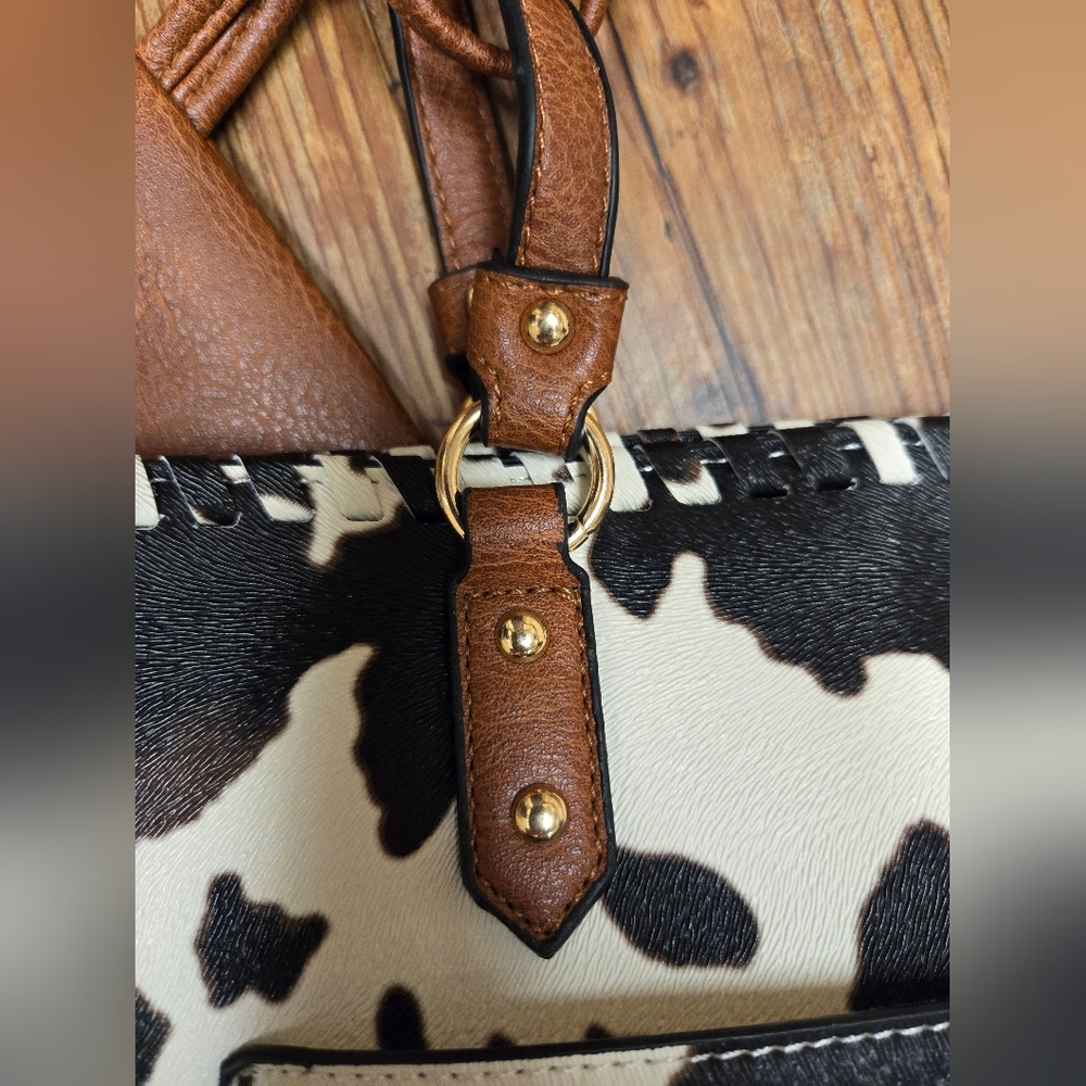 cowprint handbag nwt62$ DS Bags textured beautiful western boho cute farm - Picture 6 of 16
